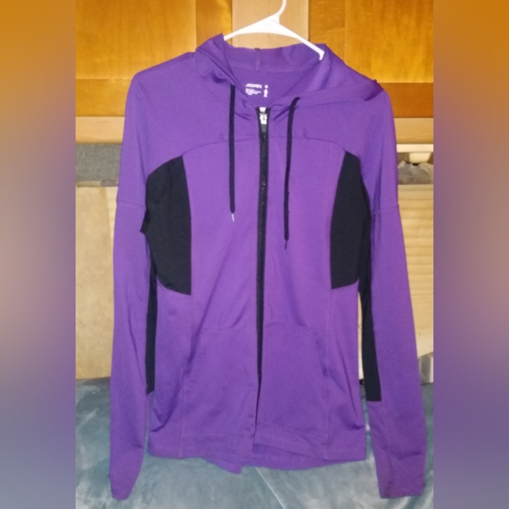 Women's Jockey Long Sleeved Up Hoodie With Reflective Strip And Thumb Slits Sz M